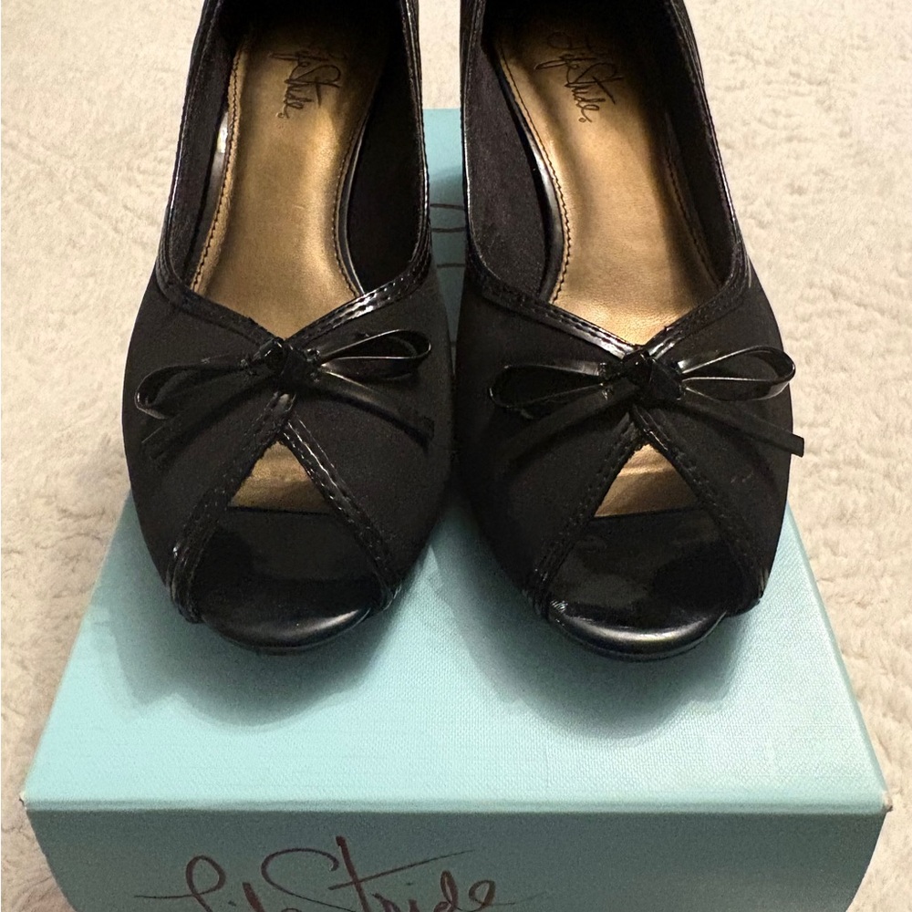 Life Stride Black Peep-Toe Heels with Bow